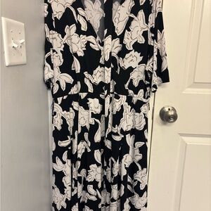 Torrid Black and White Floral Midi Dress